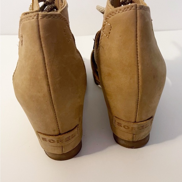 Sorel Joanie Camel Tan Leather Wedge Heel Sandals Casual Outdoor - Picture 8 of 15